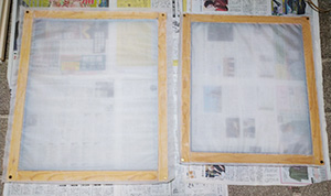 日本画家 佐藤宏三 Hidden Art「耳無し芳一」本画制作用の絵絹を木枠に貼る